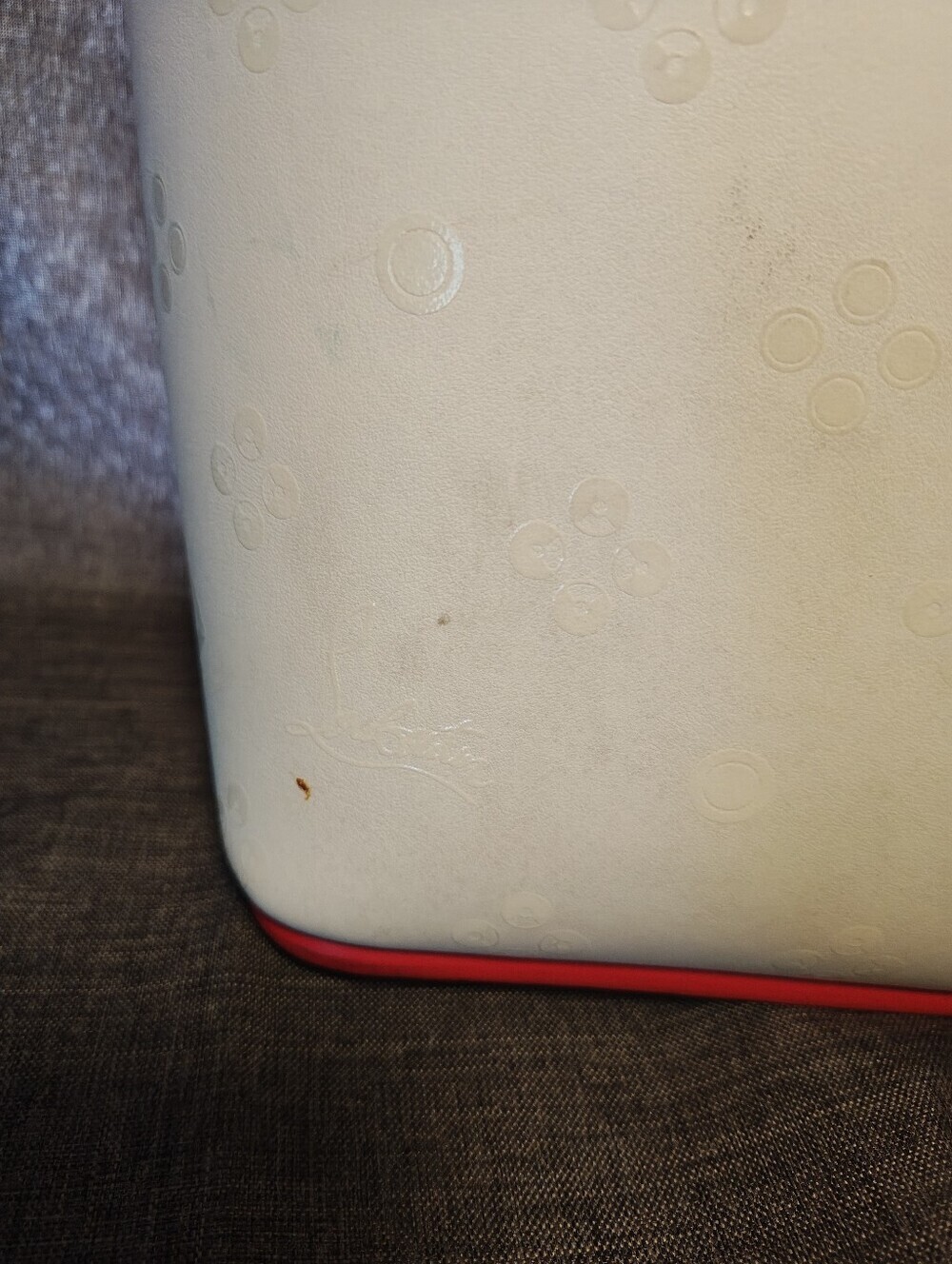 Calfskin Loubinthesky East West Cabata Tote White - Picture 8 of 16